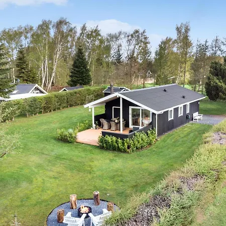 Awesome In Vaeggerlose With Kitchen Bøtø By